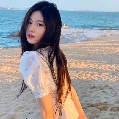 系统赋我双休，震惊女帝老婆